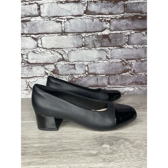 Clarks Marilyn Black Leather Patent Cap Toe Pump Heels Shoes Women Sz 8M US/39EU - Picture 15 of 16